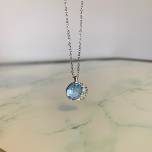 Swarovski Necklace - Picture 2 of 4